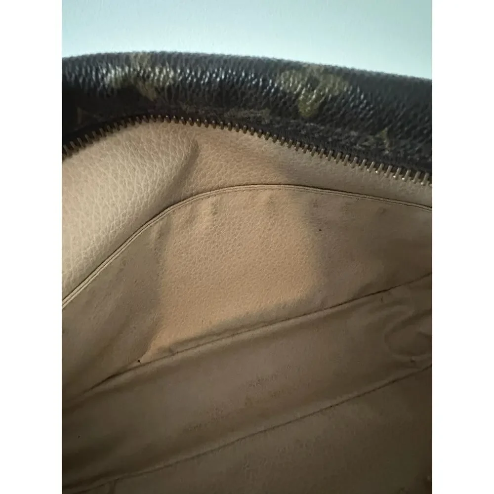 Louis Vuitton Monogram Toiletry Pouch - Picture 8 of 14